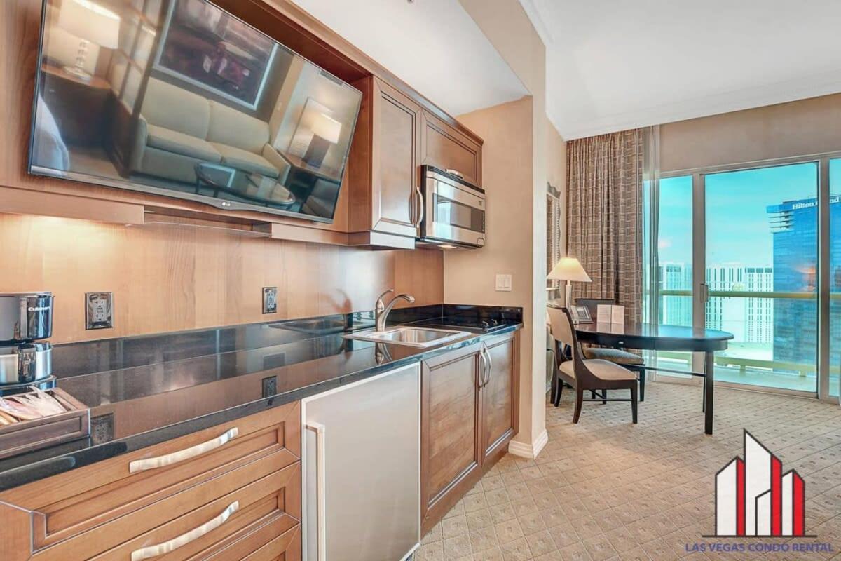 Mgm Signature-32-607 F1 Track & Strip View Balcony Las Vegas Ngoại thất bức ảnh